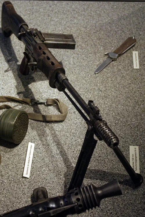 Fusil FG 42 de los paracaidistas alemanes