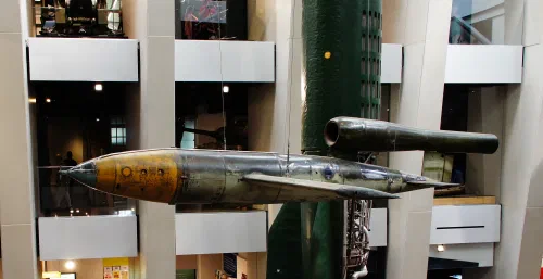 Bomba volante V1 (Fieseler Fi 103) expuesta en el Imperial War Museum de Londres