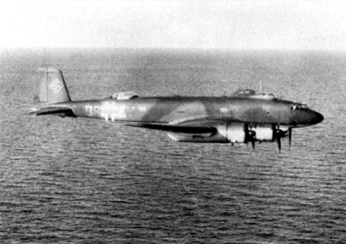 Focke-Wulf Fw 200C Condor del KG 40 en vuelo sobre el Atlántico
