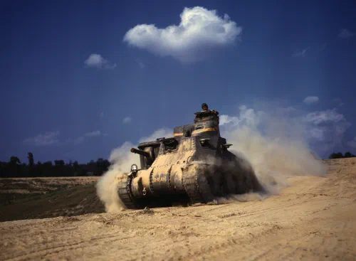 Tanque M3 Lee en una fábrica estadounidense en 1942