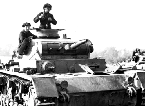Panzer III con tripulantes durante la invasión de Polonia