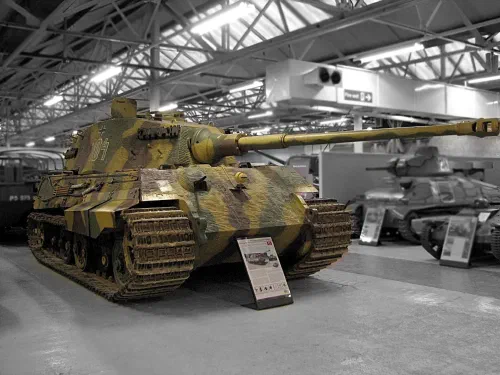 Tanque Tiger II expuesto en el Museo de Tanques de Bovington, Inglaterra