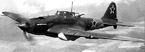 Ilyushin Il-2 Sturmovik soviético en tierra