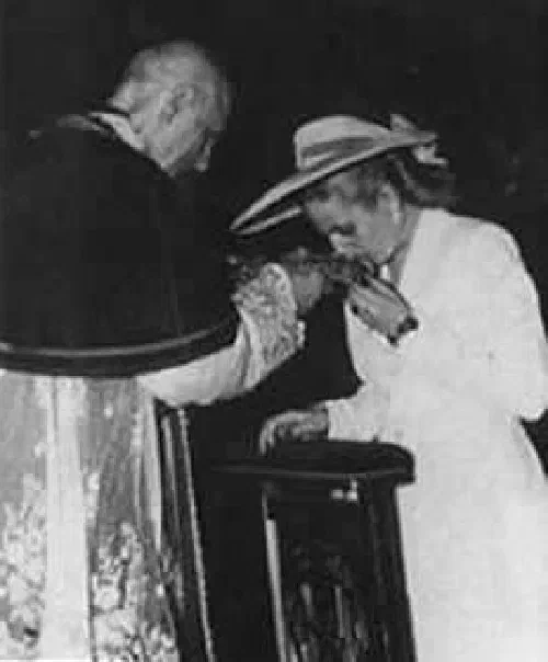 Eva Perón durante su gira europea en 1947