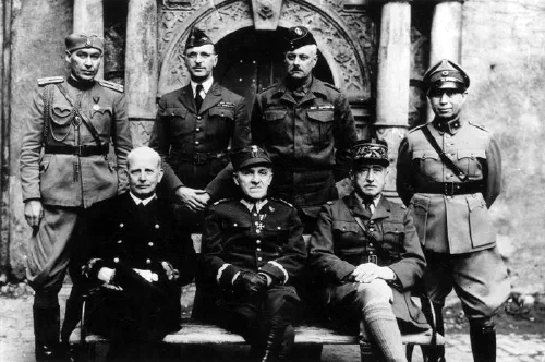 Prisioneros de guerra aliados en el Oflag IV-C del castillo de Colditz