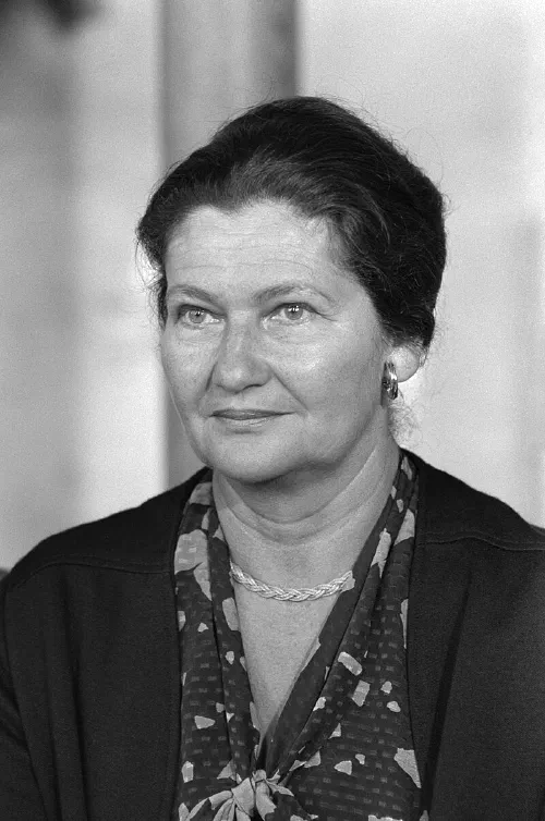 Retrato de Simone Veil, superviviente de Auschwitz y política europea