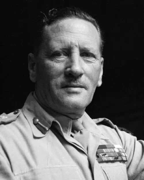 General Claude Auchinleck en uniforme militar