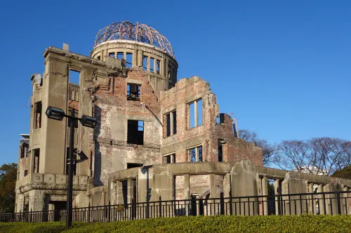 La cúpula Genbaku, el edificio más emblemático del memorial de la paz de Hiroshima
