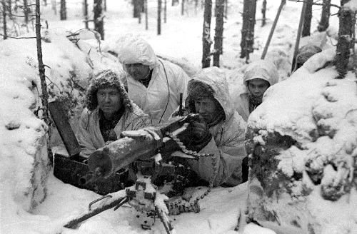Soldados finlandeses durante la guerra de Invierno de 1939-1940