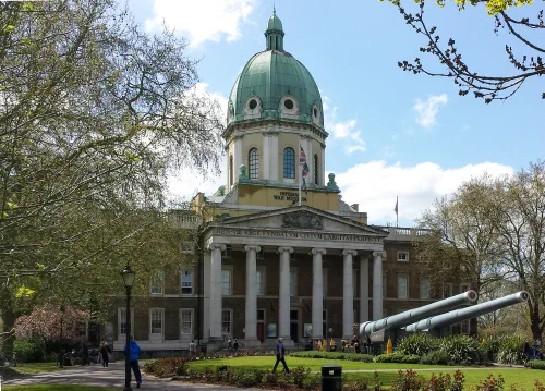 Fachada norte del Imperial War Museum en Londres