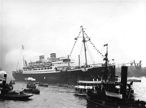 El transatlántico MS St. Louis que transportó a 937 refugiados judíos en 1939